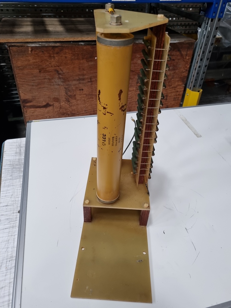 HV - RC filter