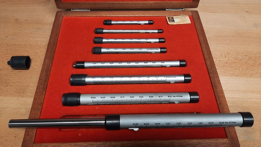 Precision gauge block