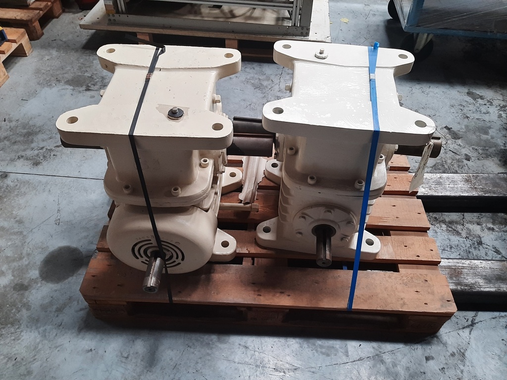 70RW 10 1-LR B&T Morse Reducer