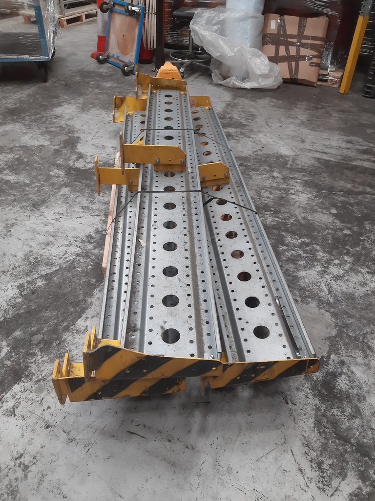 Pallet rack guard 